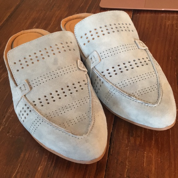 Shoes - Blue leather mules